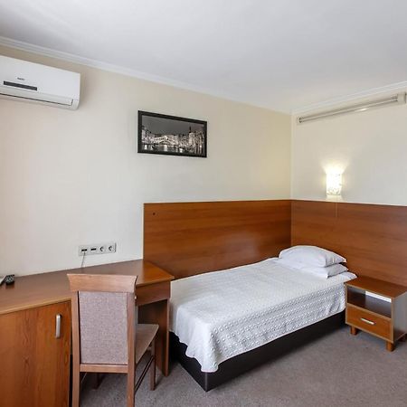 Dnepropetrovsk Hotel Εξωτερικό φωτογραφία